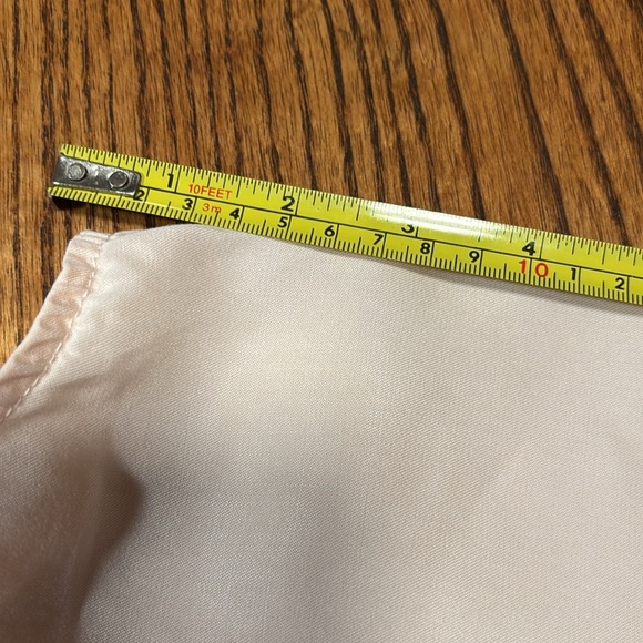 Crown & Ivy Curvy Light Pink Cold Shoulder Button Down Shirt Size 3X - Picture 10 of 12